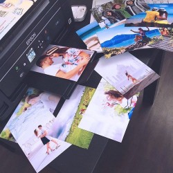 Процесс преобразования цифровых фотографий в бумажные изображения